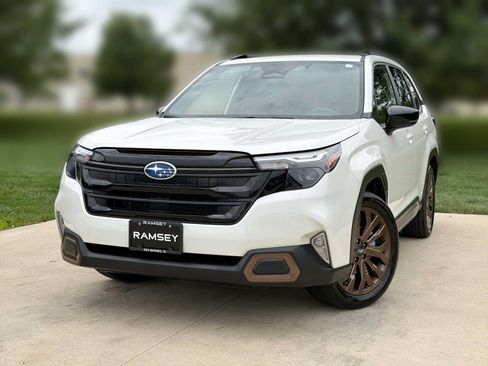 Used 2025 Subaru Forester Sport AWD/4WD image 1