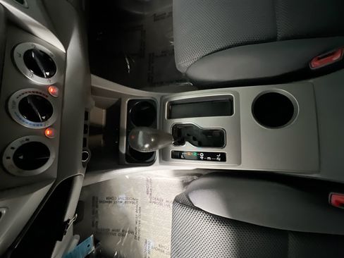 Used 2010 Toyota Tacoma 4x4 Double Cab image 22