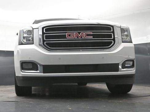 Used 2018 GMC Yukon XL SLT w/ Open Road Package AWD/4WD image 27