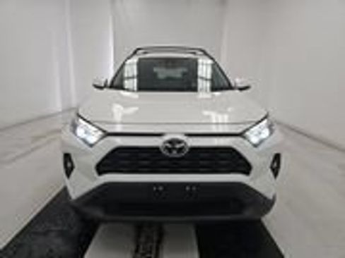 Used 2023 Toyota RAV4 XLE Premium FWD image 3