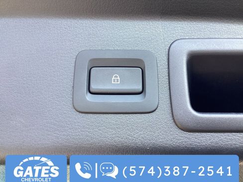 Used 2025 MAZDA CX-30 AWD 2.5 S w/ Preferred Package image 17