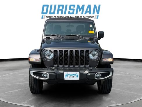 Used 2022 Jeep Gladiator Sport AWD/4WD image 8