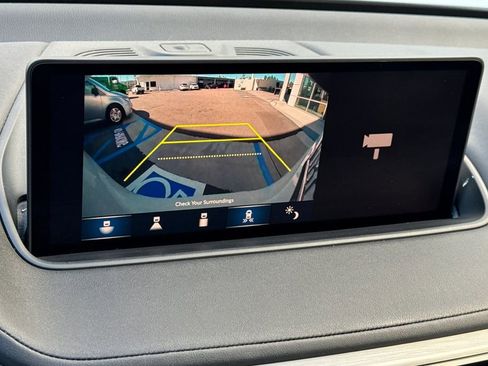 Certified 2023 Acura MDX FWD w/ Technology Package image 27