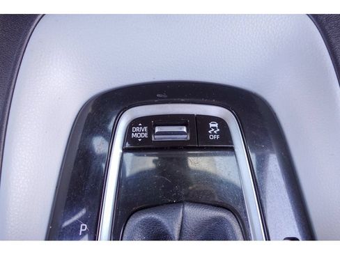 Used 2025 Toyota Corolla SE FWD image 24