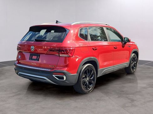 Used 2023 Volkswagen Taos SE AWD/4WD image 4