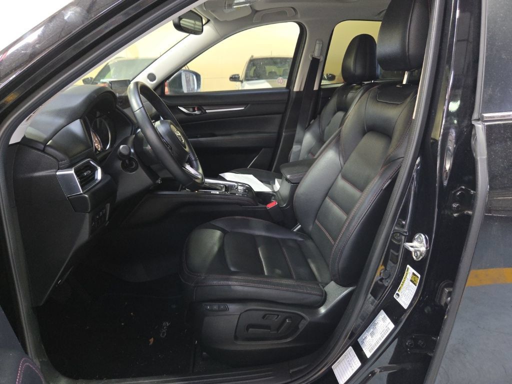 Used 2025 MAZDA CX-5 Carbon Edition AWD/4WD image 3