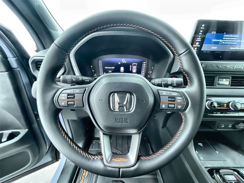 Certified 2026 Honda Passport TrailSport image 22