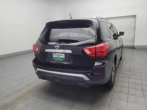 Used 2018 Nissan Pathfinder S AWD/4WD image 9
