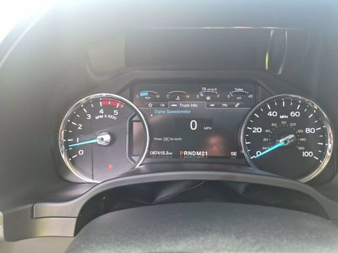 Used 2019 Ford F250 Lariat w/ Lariat Ultimate Package AWD/4WD image 6