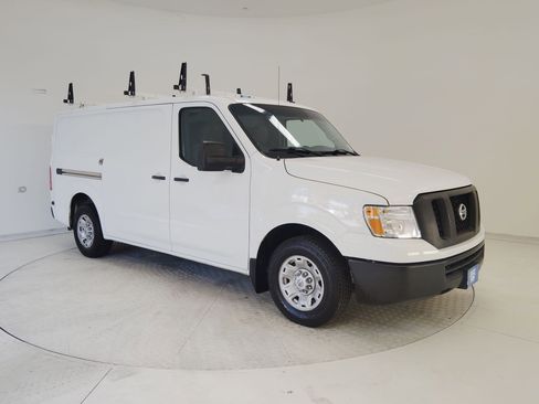 Used 2021 Nissan NV 2500 SV w/ Navigation Package image 6