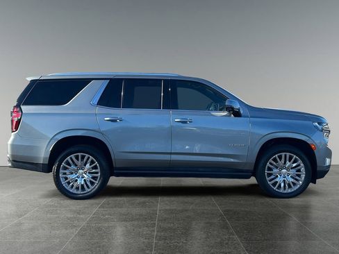 Used 2023 Chevrolet Tahoe High Country w/ Premium Package 2 AWD/4WD image 9