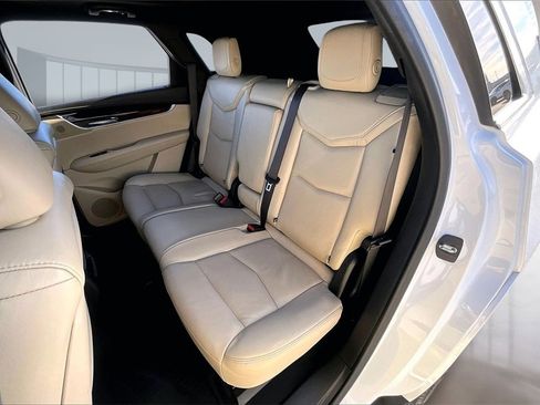 Used 2018 Cadillac XT5 Premium Luxury w/ Driver Assist Package image 26