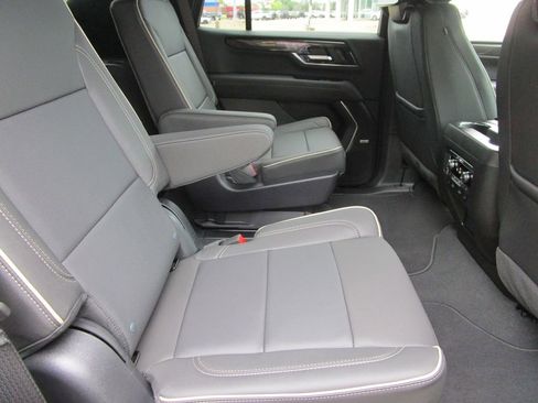 New 2026 GMC Yukon Elevation w/ Elevation Premium Package RWD image 20
