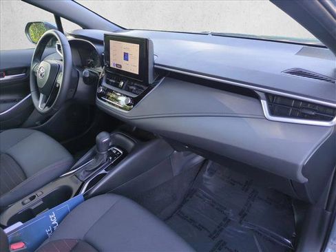 Certified 2025 Toyota Corolla SE w/ Convenience Package image 20
