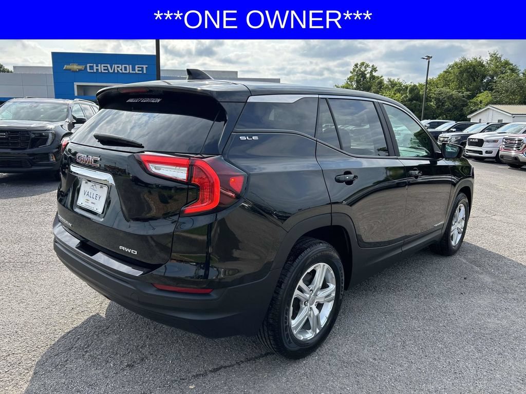 Used 2024 GMC Terrain SLE AWD/4WD image 4