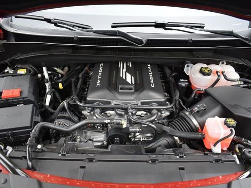 Certified 2023 Cadillac Escalade V w/ LPO, ONYX Package image 8