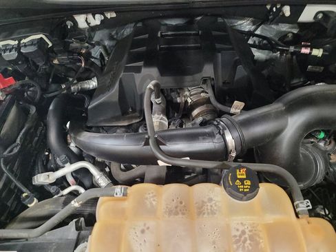 Used 2016 Ford F150 Lariat w/ Equipment Group 501A Mid image 30