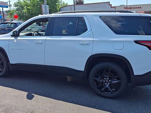 Certified 2023 Chevrolet Traverse LT w/ LPO, Floor Liner Package image 6