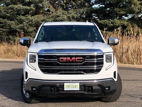 Used 2024 GMC Sierra 1500 SLT image 33
