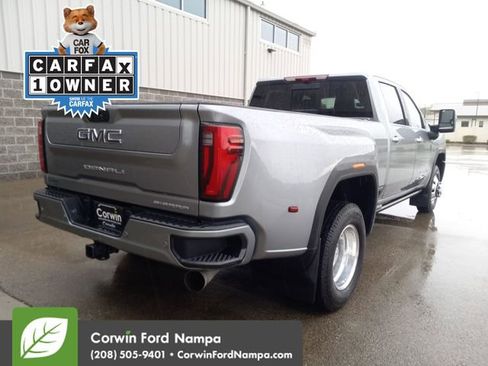 Used 2025 GMC Sierra 3500 Denali Ultimate image 3