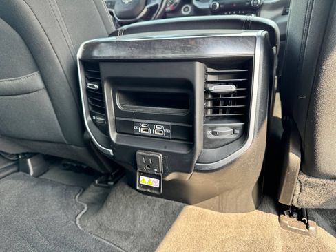 Used 2021 RAM 1500 Big Horn AWD/4WD image 16