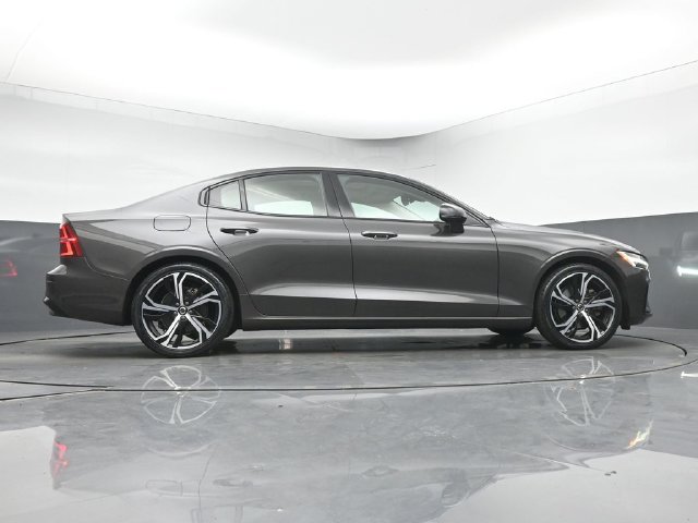 Used 2024 Volvo S60 B5 Plus w/ Climate Package AWD/4WD image 42
