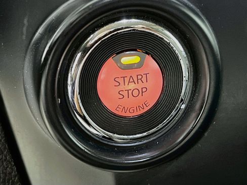 Used 2017 Nissan Titan S RWD image 22