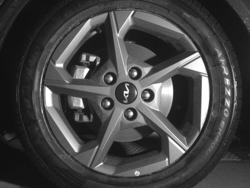 Used 2025 Kia K4 FWD image 12