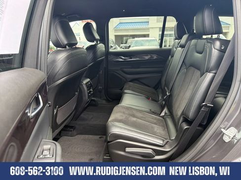 Used 2023 Jeep Grand Cherokee L Laredo AWD/4WD image 23
