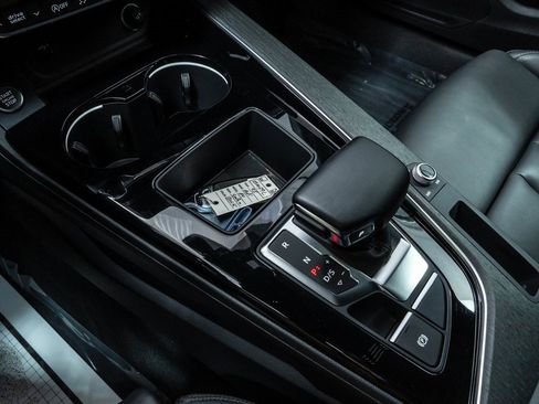 Certified 2025 Audi A4 2.0T Premium w/ Convenience Package image 18