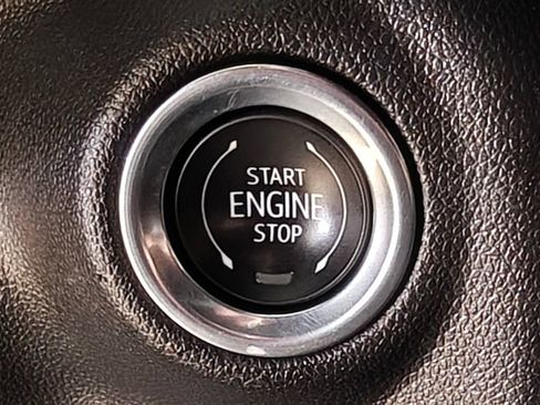 Used 2023 Chevrolet Silverado 1500 Custom AWD/4WD image 12