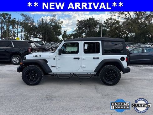 Used 2023 Jeep Wrangler Willys image 15