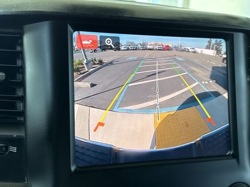 Used 2022 RAM 2500 Big Horn w/ Cold Weather Group image 13