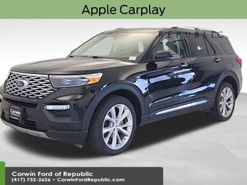 Used 2024 Ford Explorer Platinum w/ Technology Package image 4