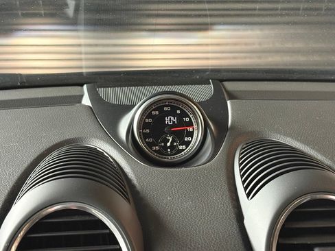 Used 2021 Porsche 718 Cayman RWD image 21