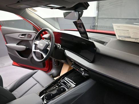 New 2026 Audi Q3 quattro 2.0T AWD/4WD image 12