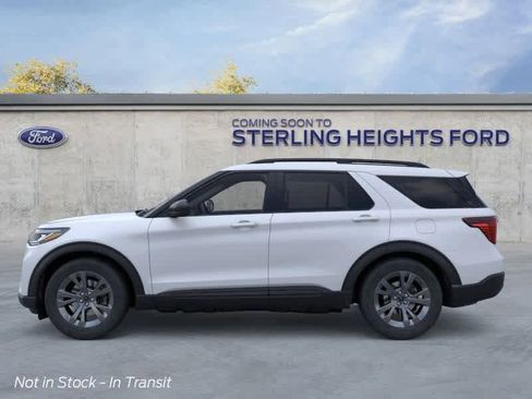 New 2026 Ford Explorer Active w/ Active Comfort Package image 3
