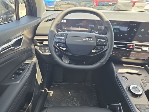 New 2026 Kia Sportage EX AWD/4WD image 14