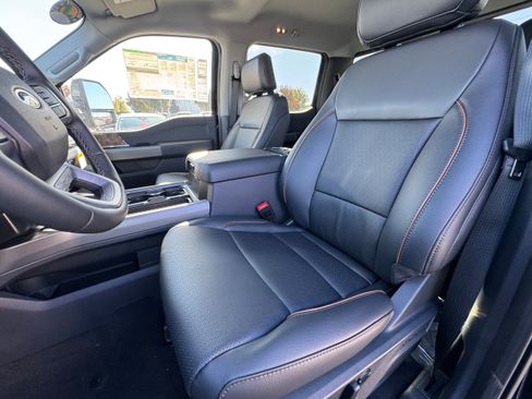 New 2026 Ford F250 Lariat w/ Black Appearance Package image 19