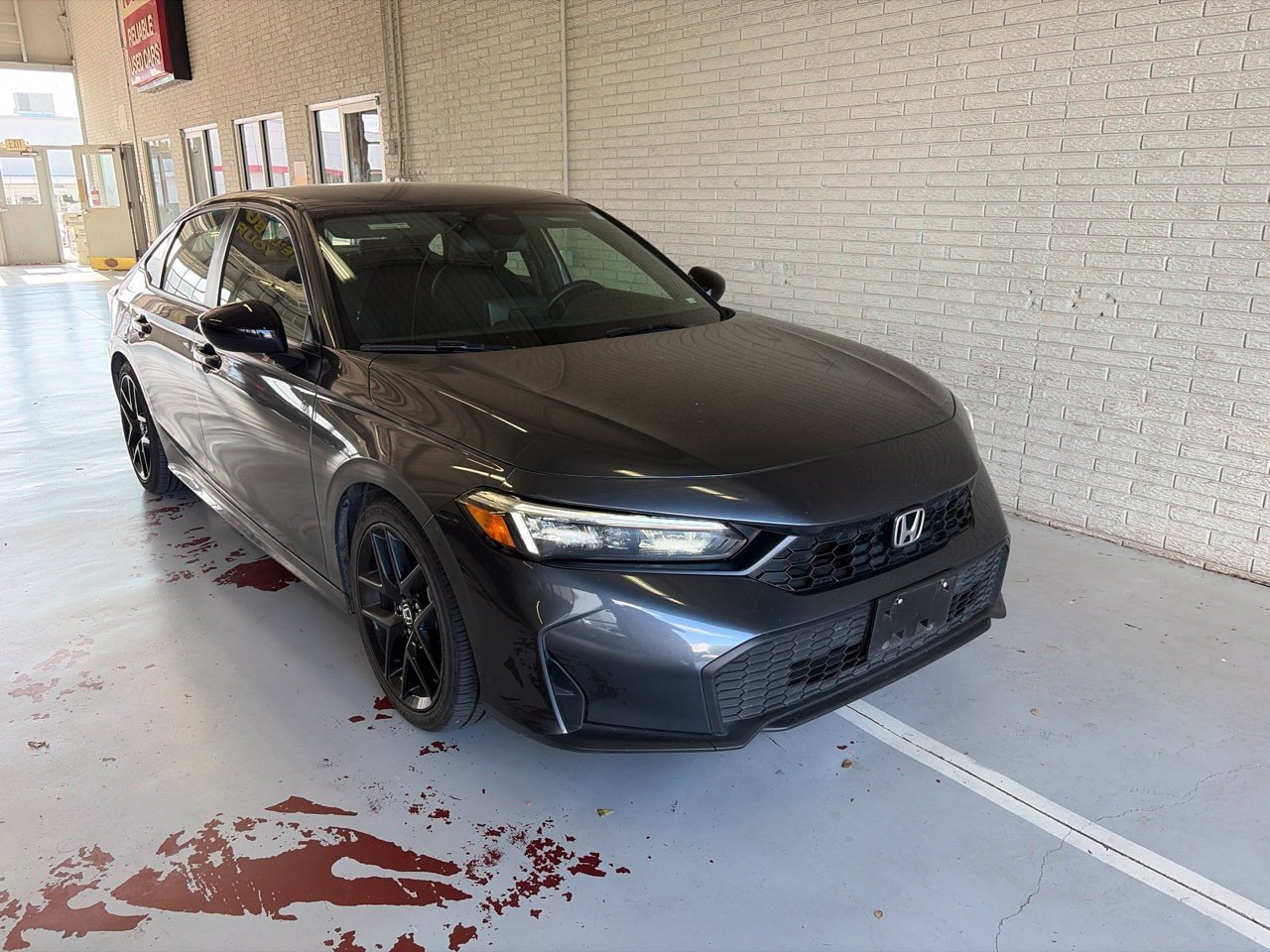 Used 2025 Honda Civic Sport image 1