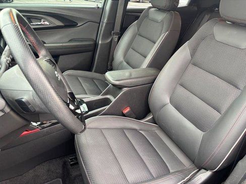 Used 2022 Chevrolet TrailBlazer RS w/ Technology Package image 21