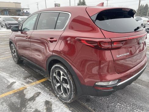 Used 2022 Kia Sportage LX image 12