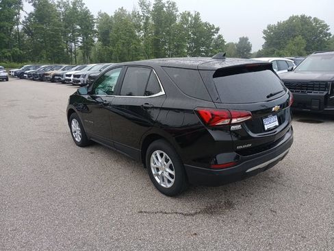 Used 2024 Chevrolet Equinox LT AWD/4WD image 3