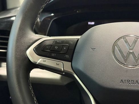 Used 2024 Volkswagen Taos S FWD image 15