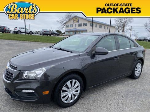 Used 2016 Chevrolet Cruze LT image 3