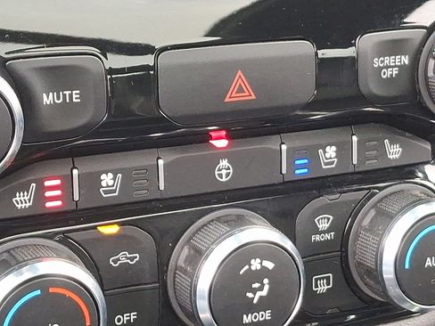 Certified 2021 RAM 1500 Laramie image 26