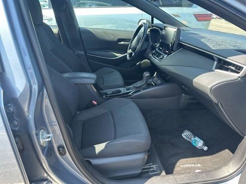 Used 2022 Toyota Corolla SE FWD image 16