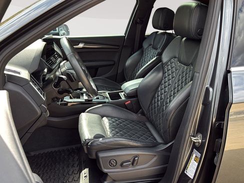 Used 2021 Audi SQ5 Premium Plus w/ Premium Plus Package image 11