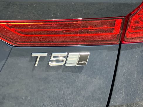 Used 2020 Volvo XC60 T5 Inscription AWD/4WD image 34