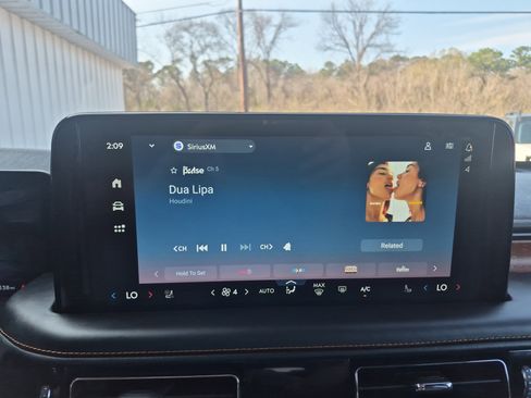 Used 2025 Lincoln Aviator Black Label image 29